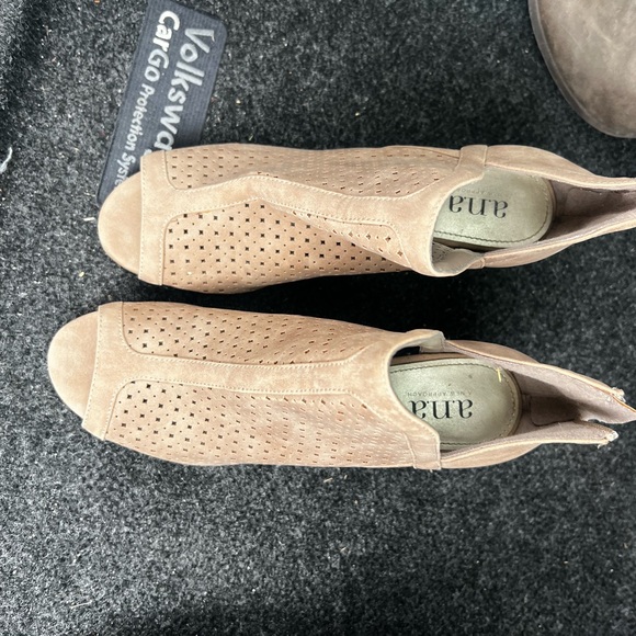 Ana Booties - Picture 1 of 3